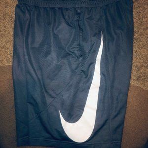 Grey Nike Dri-fit basketball shorts, Large